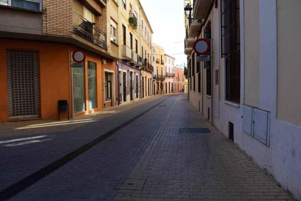 Casco Antigueo Con Mucho Encanto Junto Al Castillo Dénia